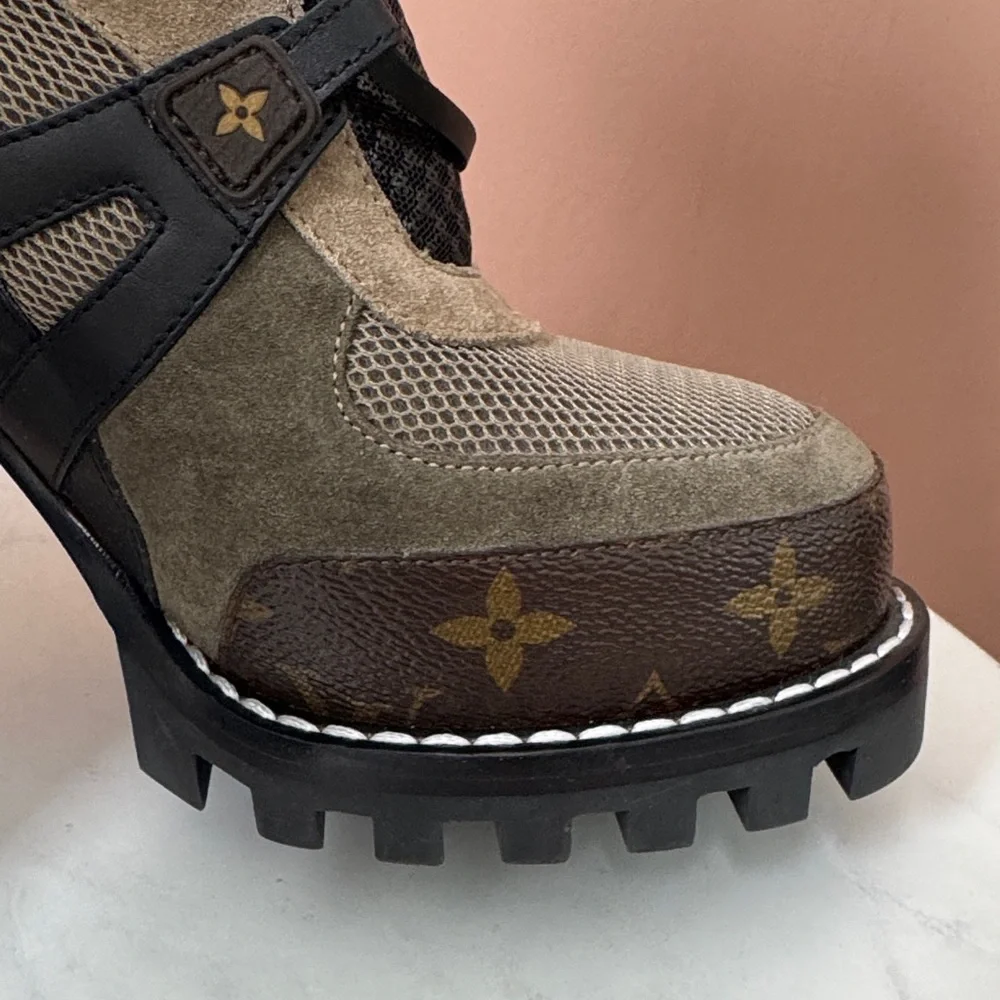 Louis Vuitton Beige and Black Heeled Boots - Picture 7 of 11